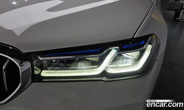BMW 5 серия 2023 2.0 автомат (гидро), миниатюра 8 BMW 5 серия 2023 2.0 автомат (гидро), миниатюра 8