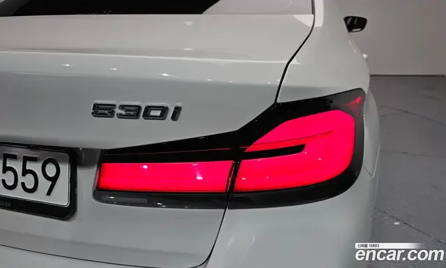 BMW 5 серия 2023 2.0 автомат (гидро), миниатюра 9 BMW 5 серия 2023 2.0 автомат (гидро), миниатюра 9