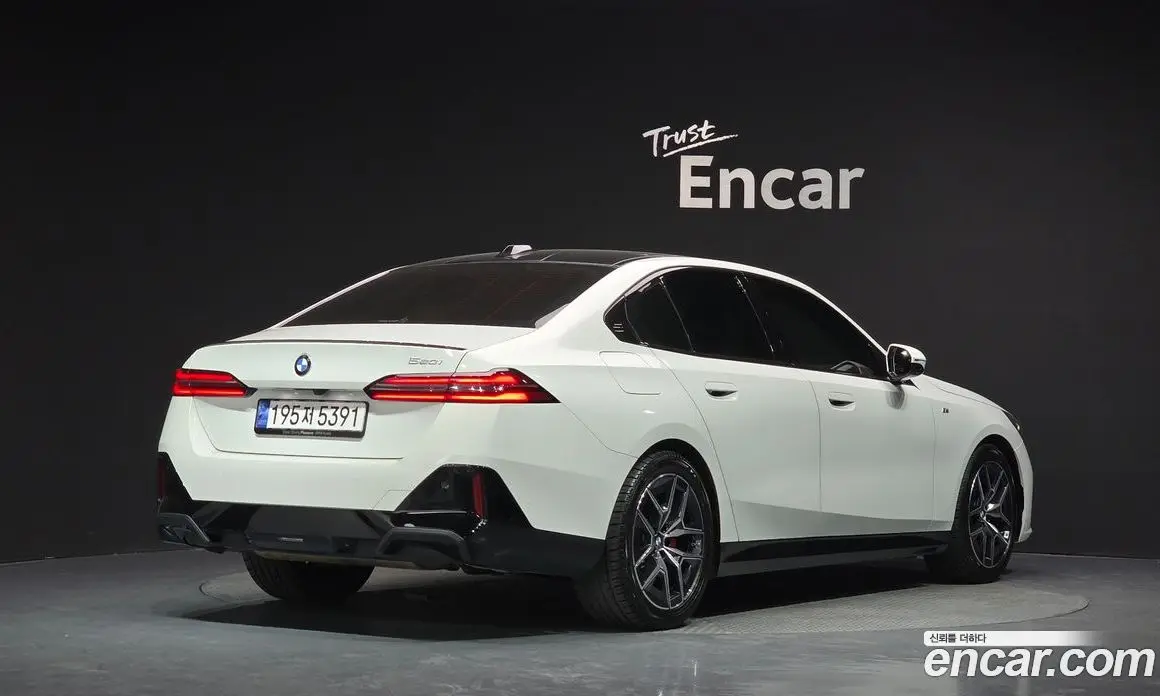 BMW 5 серия 2024 2.0 автомат (гидро), фото 2 BMW 5 серия 2024 2.0 автомат (гидро), фото 2