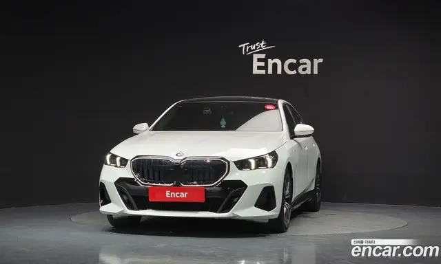 BMW 5 серия 2024 2.0 автомат (гидро), миниатюра 3 BMW 5 серия 2024 2.0 автомат (гидро), миниатюра 3