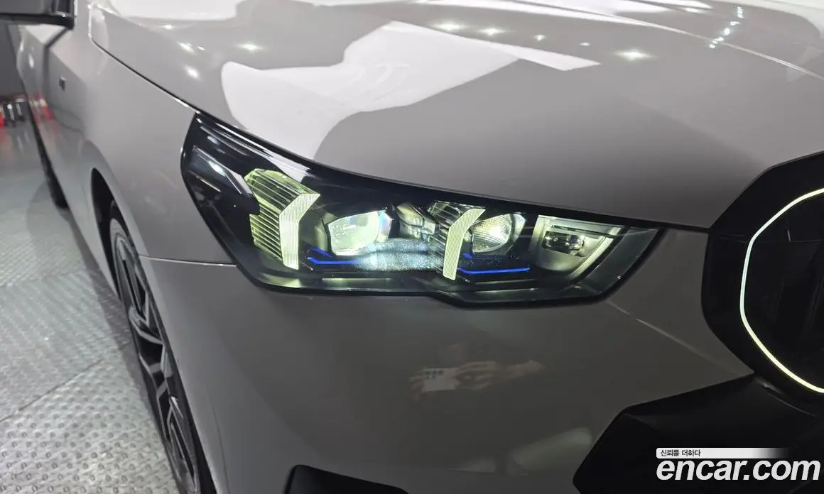 BMW 5 серия 2024 2.0 автомат (гидро), фото 8 BMW 5 серия 2024 2.0 автомат (гидро), фото 8