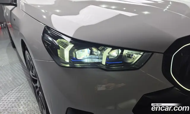 BMW 5 серия 2024 2.0 автомат (гидро), миниатюра 8 BMW 5 серия 2024 2.0 автомат (гидро), миниатюра 8