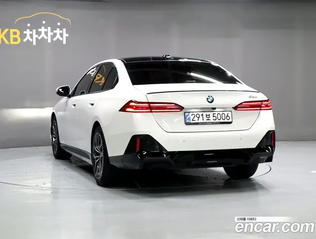 BMW 5 серия 2025 2.0 автомат (гидро), миниатюра 2