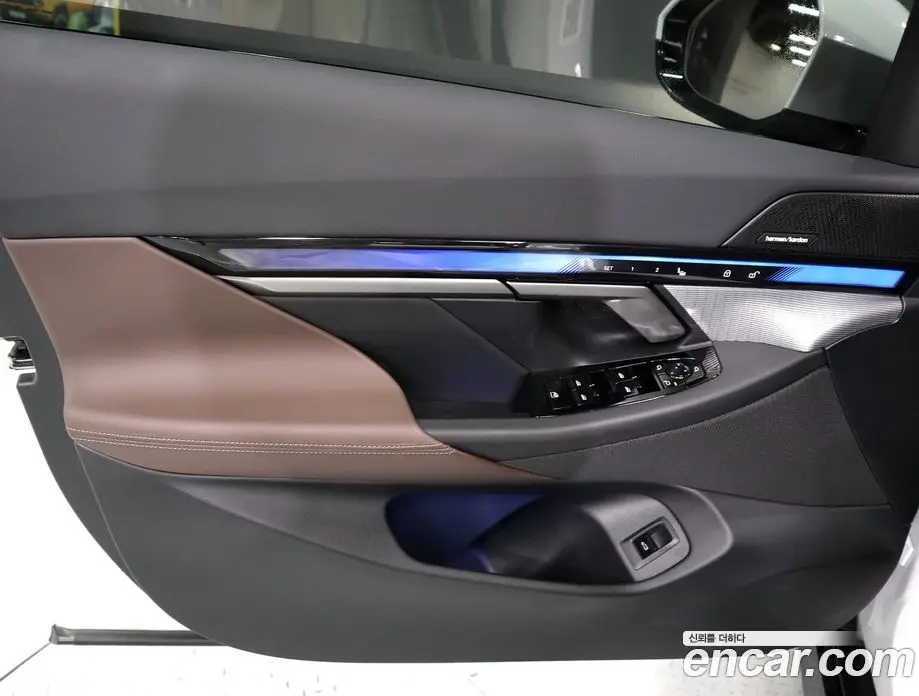 BMW 5 серия 2025 2.0 автомат (гидро), фото 13