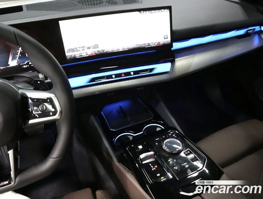 BMW 5 серия 2025 2.0 автомат (гидро), фото 15