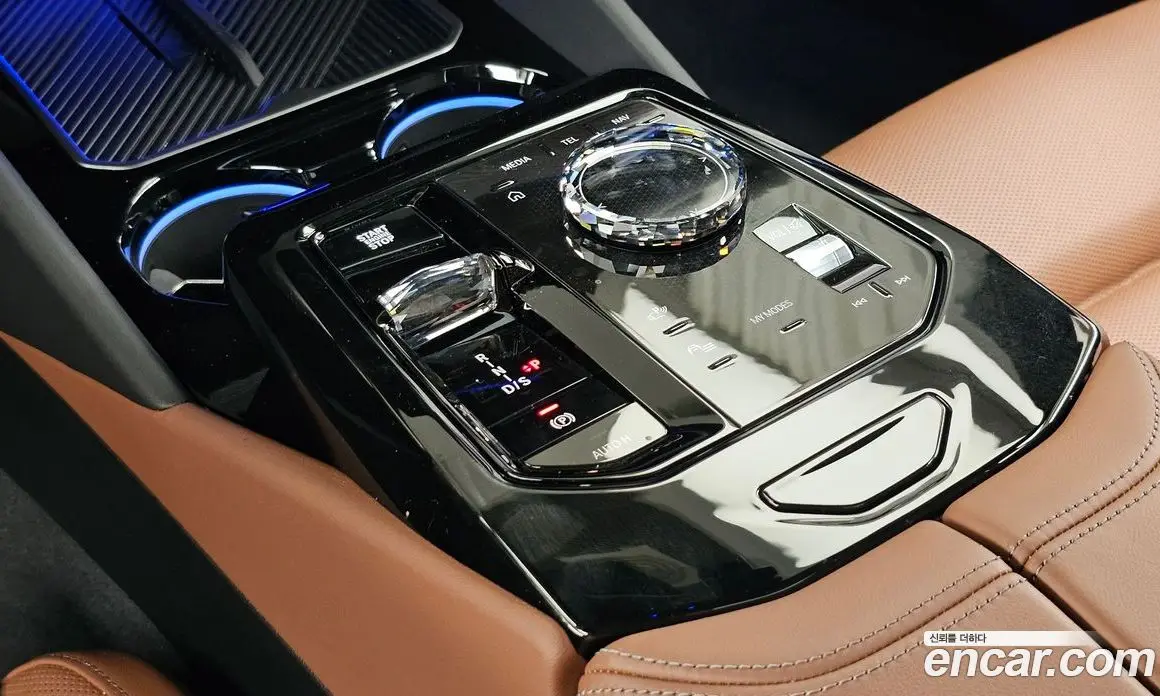 BMW 5 серия 2025 2.0 автомат (гидро), фото 9 BMW 5 серия 2025 2.0 автомат (гидро), фото 9