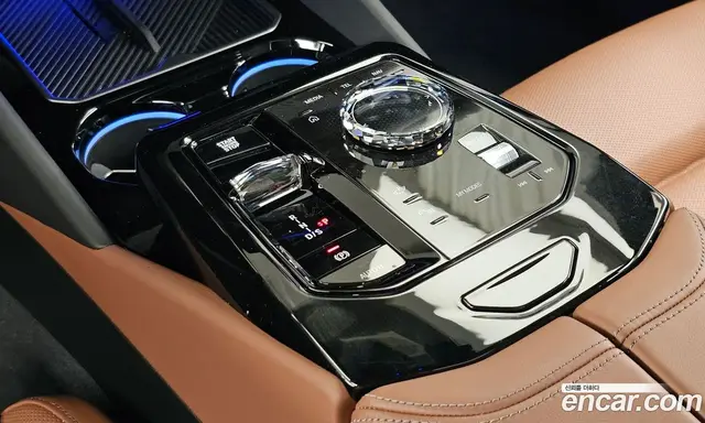 BMW 5 серия 2025 2.0 автомат (гидро), миниатюра 9 BMW 5 серия 2025 2.0 автомат (гидро), миниатюра 9