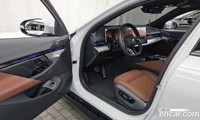 BMW 5 серия 2025 2.0 автомат (гидро), миниатюра 10 BMW 5 серия 2025 2.0 автомат (гидро), миниатюра 10