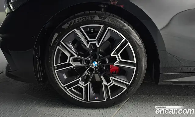 BMW 5 серия 2025 2.0 автомат (гидро), миниатюра 4 BMW 5 серия 2025 2.0 автомат (гидро), миниатюра 4