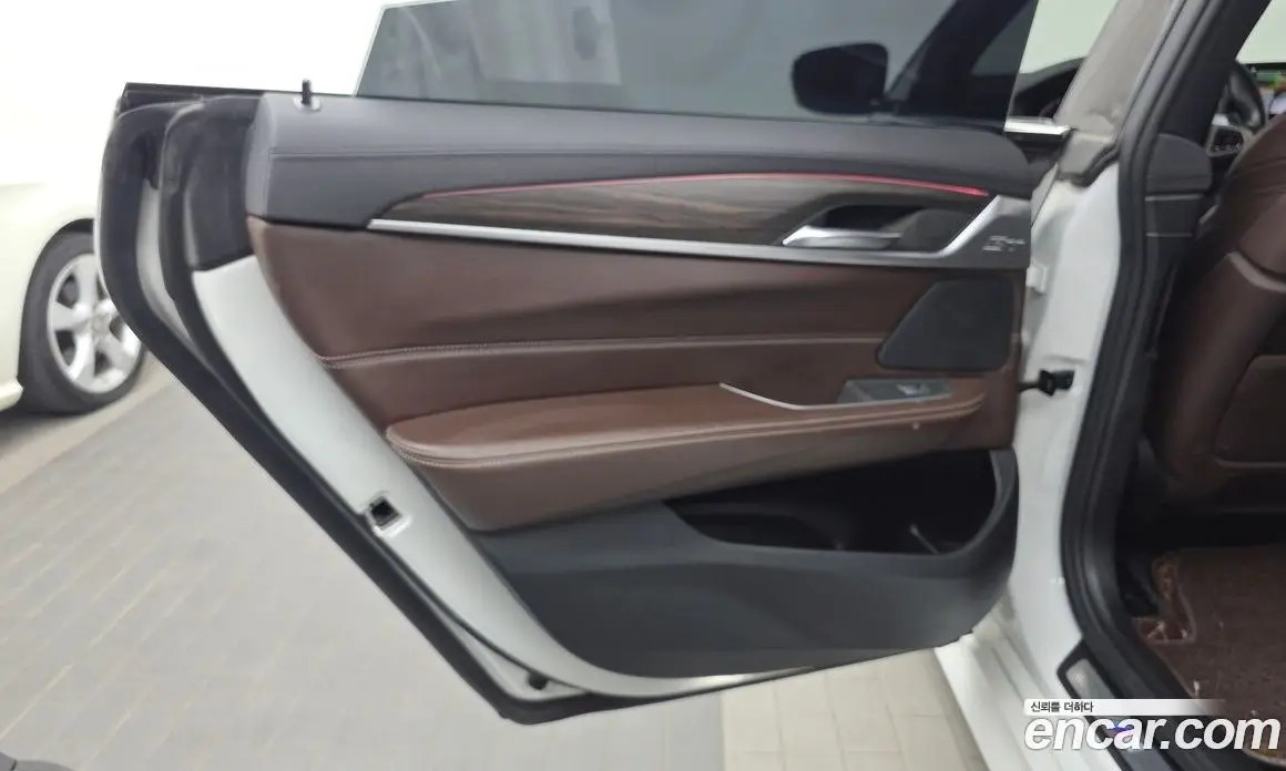 BMW 6 серия 2020 2.0 автомат (гидро), фото 32