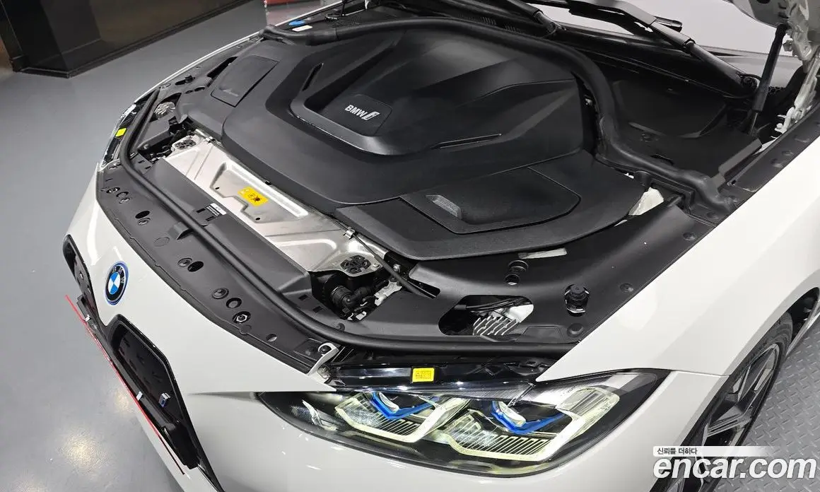 BMW i4 2022 0.2 автомат (гидро), фото 6 BMW i4 2022 0.2 автомат (гидро), фото 6