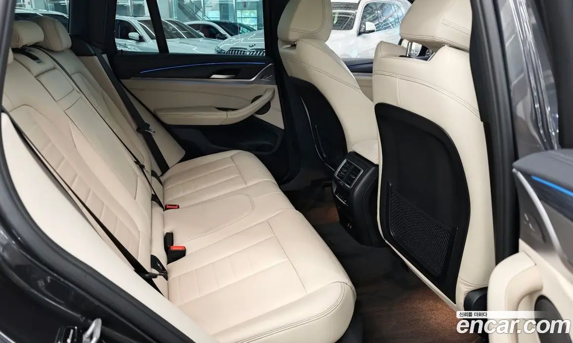 BMW iX3 2024 автомат (гидро), фото 18