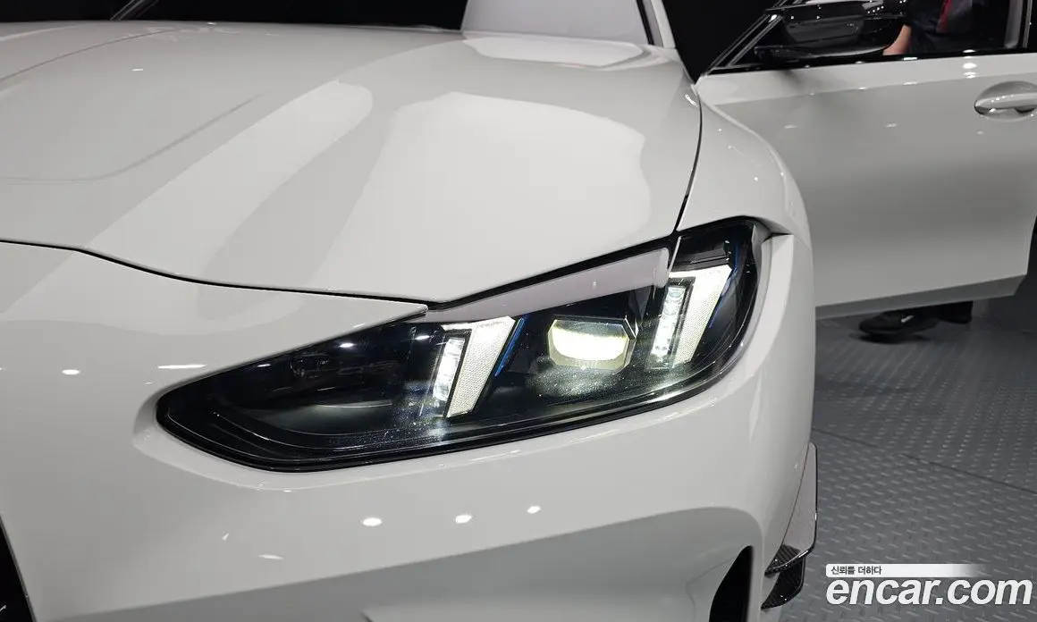 BMW M3 2025 3.0 автомат (гидро), фото 8 BMW M3 2025 3.0 автомат (гидро), фото 8