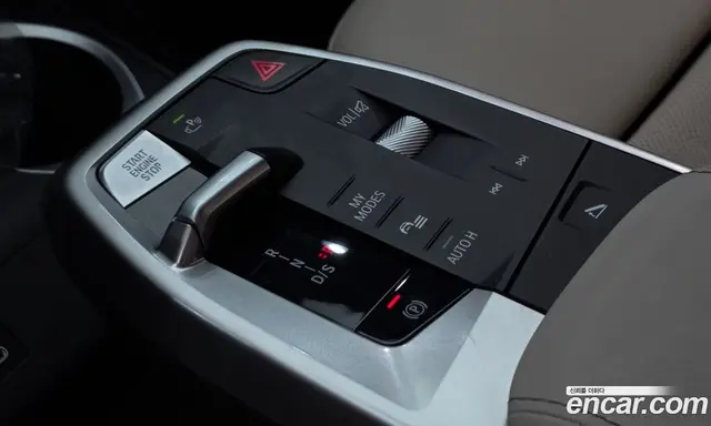 BMW X1 2025 2.0 автомат (гидро), миниатюра 9
