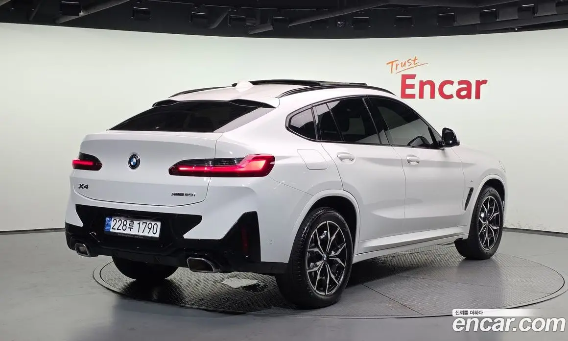 BMW X4 2023 2.0 автомат (гидро), фото 2 BMW X4 2023 2.0 автомат (гидро), фото 2