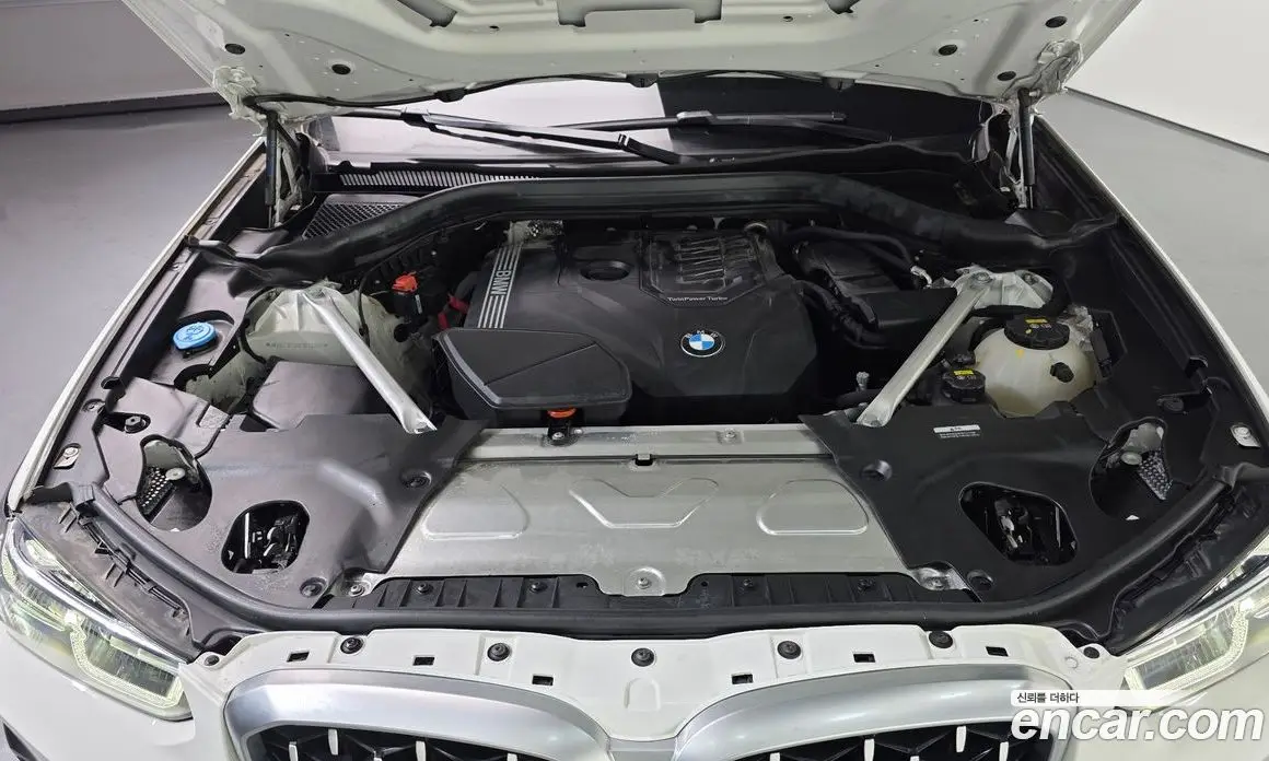 BMW X4 2023 2.0 автомат (гидро), фото 6 BMW X4 2023 2.0 автомат (гидро), фото 6