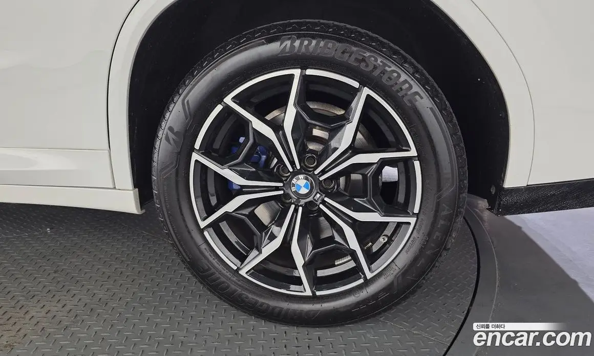 BMW X4 2023 2.0 автомат (гидро), фото 7 BMW X4 2023 2.0 автомат (гидро), фото 7