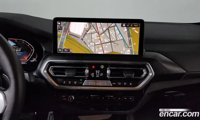BMW X4 2023 2.0 автомат (гидро), миниатюра 12