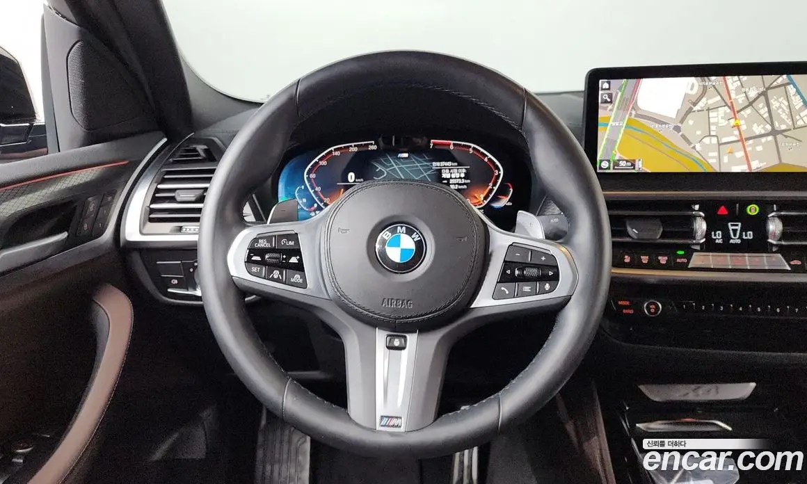 BMW X4 2023 2.0 автомат (гидро), фото 13
