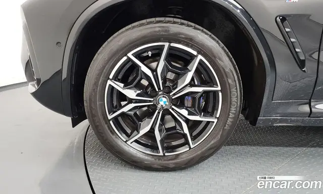 BMW X4 2023 2.0 автомат (гидро), миниатюра 5