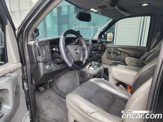 Chevrolet Express Van 2010 5.3 автомат (гидро), миниатюра 6 Chevrolet Express Van 2010 5.3 автомат (гидро), миниатюра 6