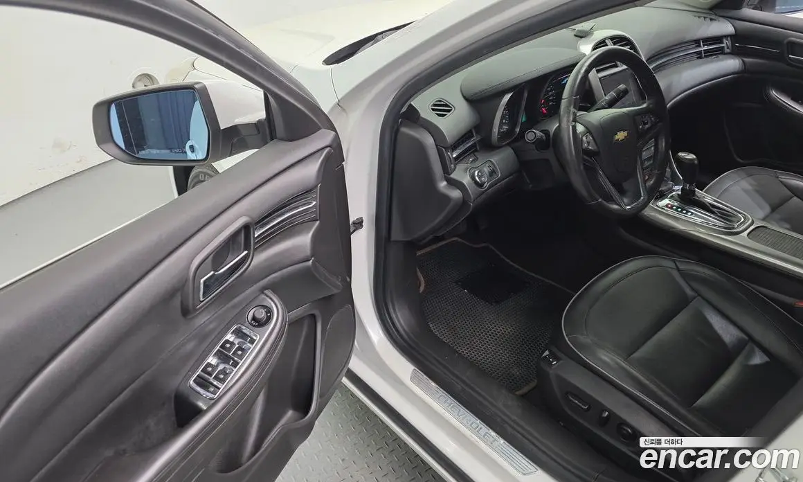 Chevrolet Malibu 2013 2.0 автомат (гидро), фото 12 Chevrolet Malibu 2013 2.0 автомат (гидро), фото 12