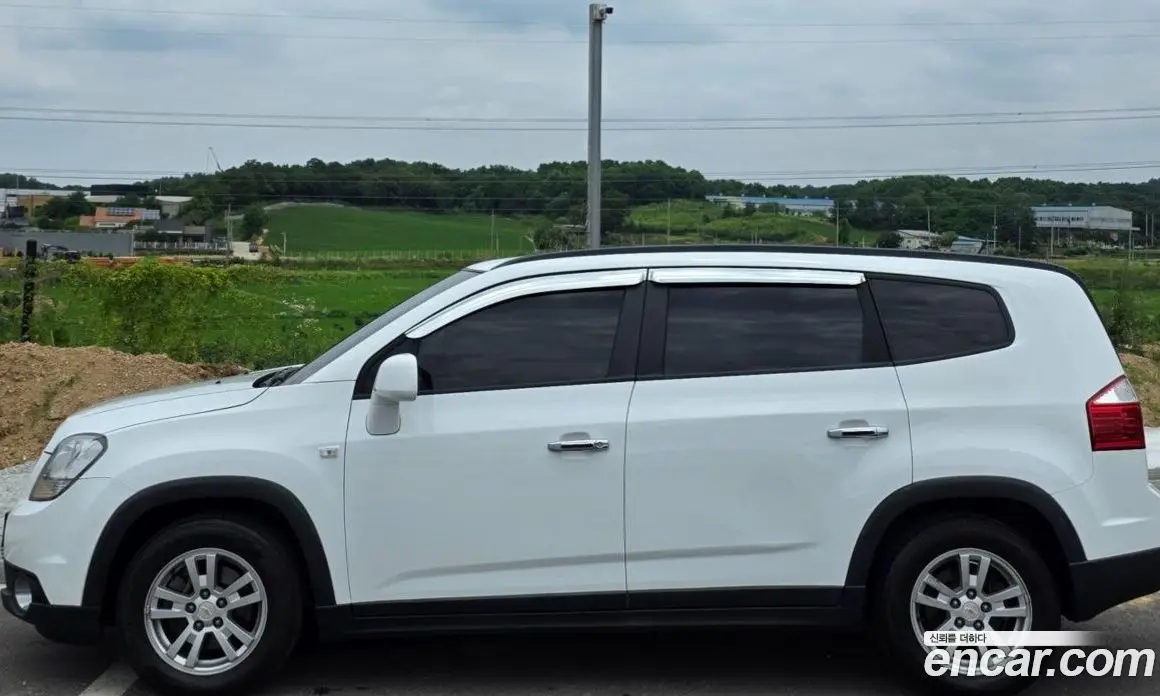 Chevrolet Orlando 2011 2.0 автомат (гидро), фото 4