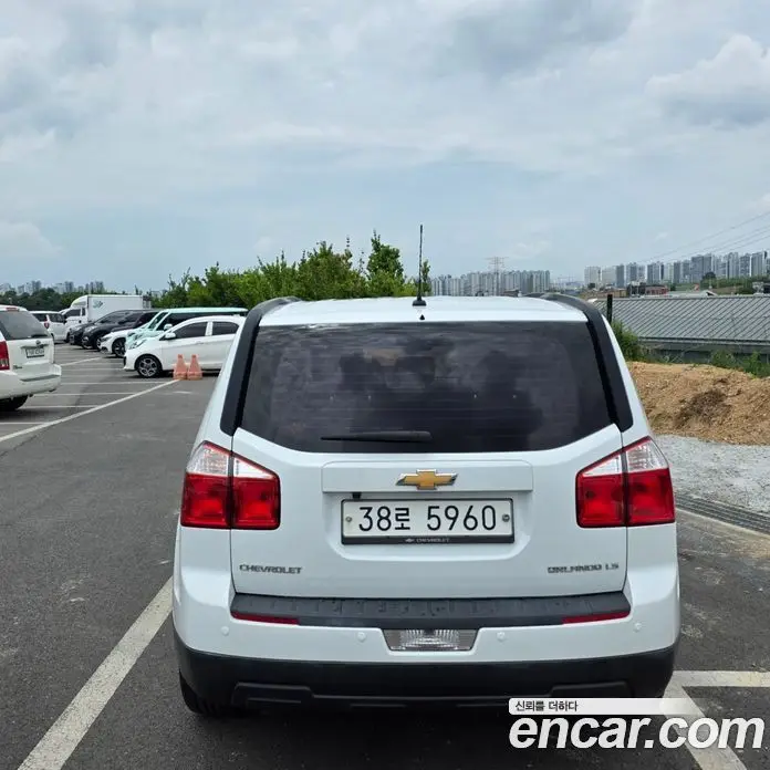 Chevrolet Orlando 2011 2.0 автомат (гидро), фото 6