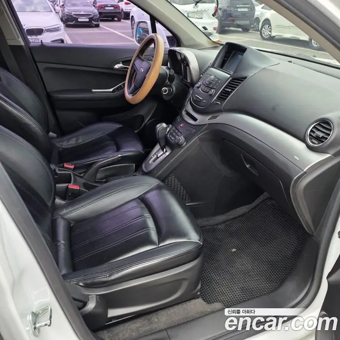 Chevrolet Orlando 2011 2.0 автомат (гидро), фото 10