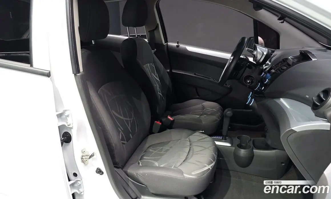 Chevrolet Spark 2014 1.0 автомат (гидро), фото 11 Chevrolet Spark 2014 1.0 автомат (гидро), фото 11