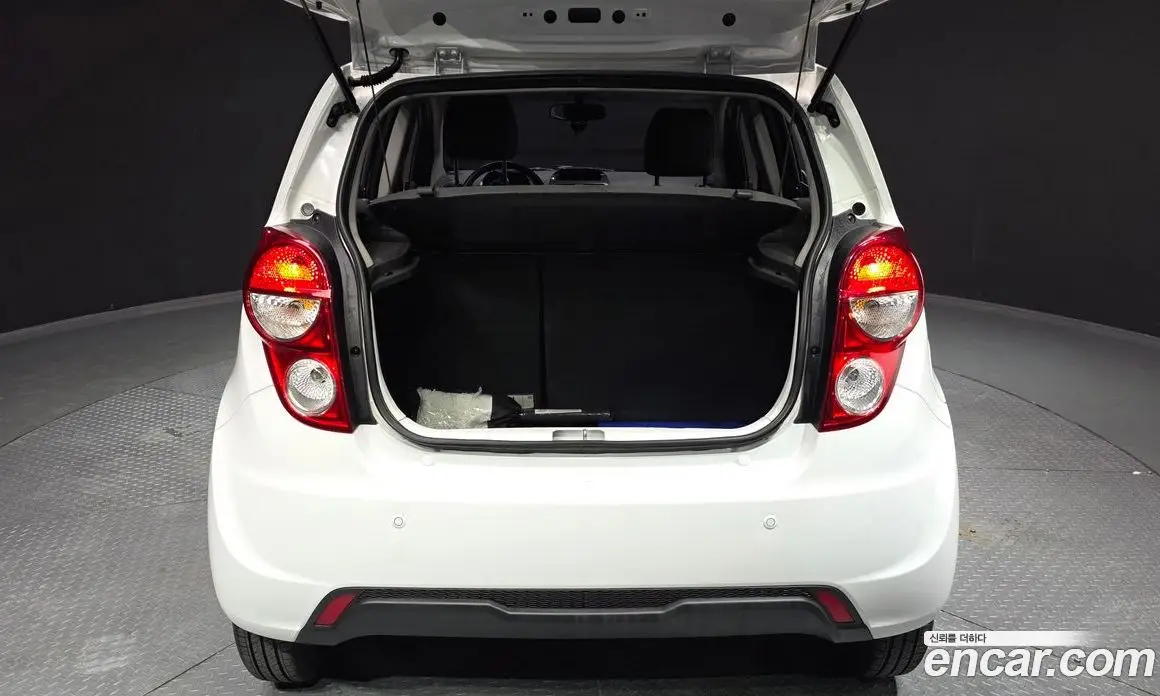 Chevrolet Spark 2014 1.0 автомат (гидро), фото 20 Chevrolet Spark 2014 1.0 автомат (гидро), фото 20