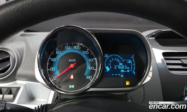 Chevrolet Spark 2014 1.0 автомат (гидро), миниатюра 8 Chevrolet Spark 2014 1.0 автомат (гидро), миниатюра 8