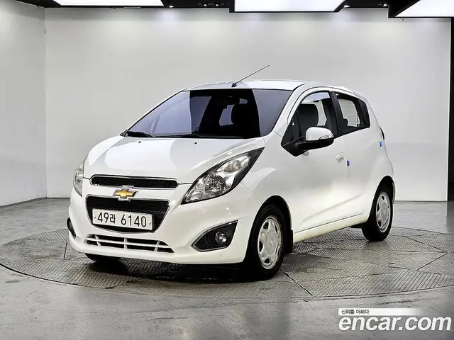 Chevrolet Spark 2014 1.0 автомат (гидро), миниатюра 1