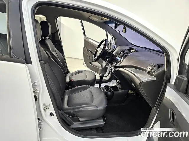 Chevrolet Spark 2014 1.0 автомат (гидро), миниатюра 11