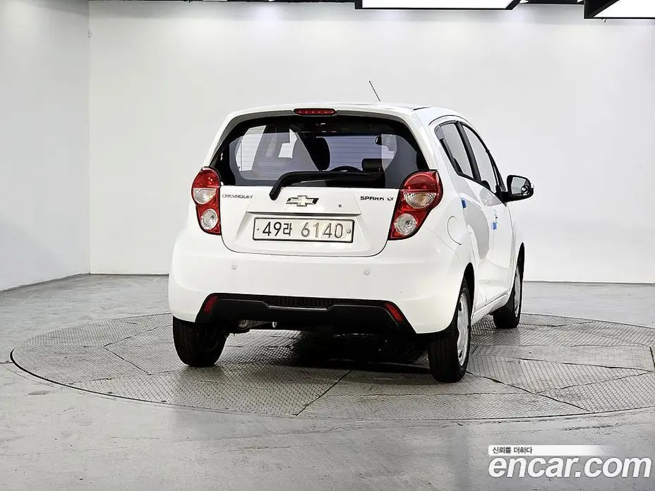 Chevrolet Spark 2014 1.0 автомат (гидро), фото 3