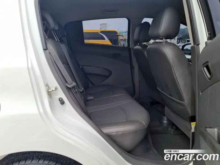 Chevrolet Spark 2014 1.0 автомат (гидро), фото 14