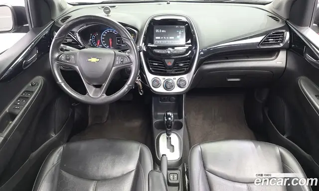 Chevrolet Spark 2015 1.0 автомат (гидро), миниатюра 10