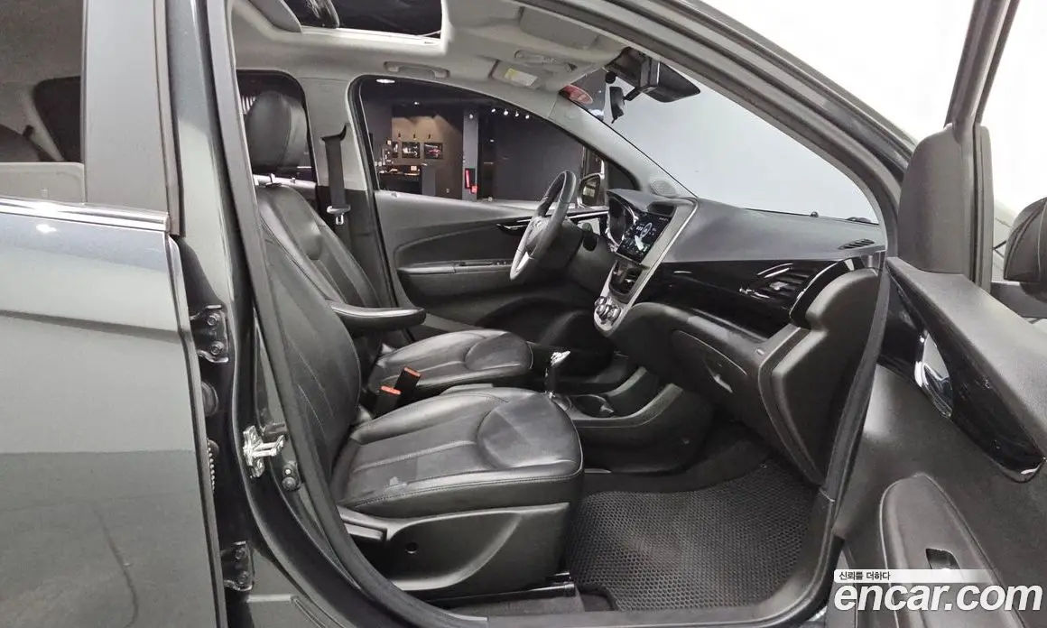 Chevrolet Spark 2016 1.0 автомат (гидро), фото 12 Chevrolet Spark 2016 1.0 автомат (гидро), фото 12
