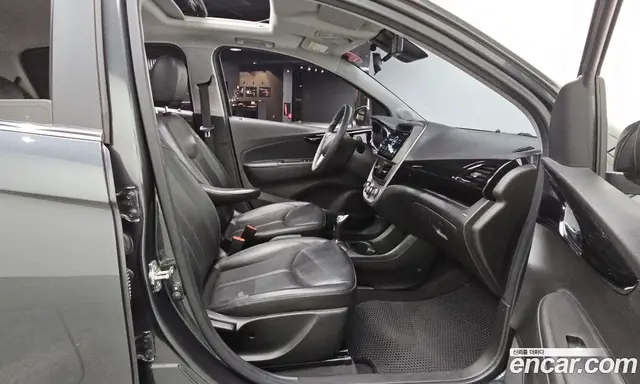 Chevrolet Spark 2016 1.0 автомат (гидро), миниатюра 12