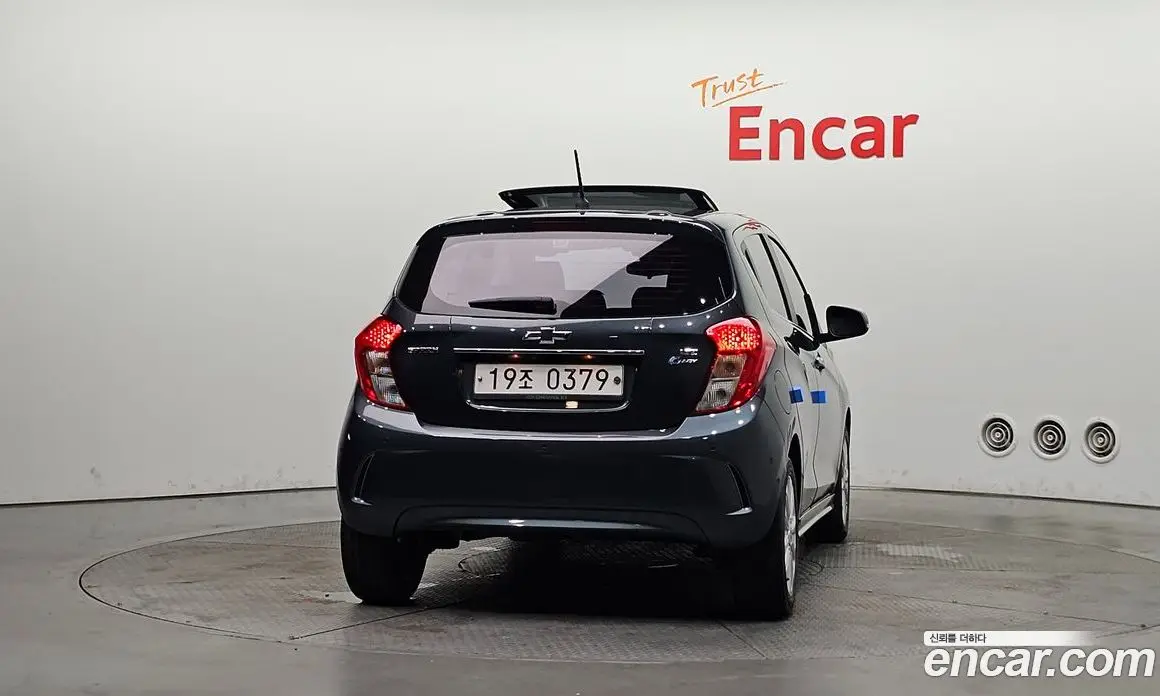 Chevrolet Spark 2016 1.0 автомат (гидро), фото 4 Chevrolet Spark 2016 1.0 автомат (гидро), фото 4