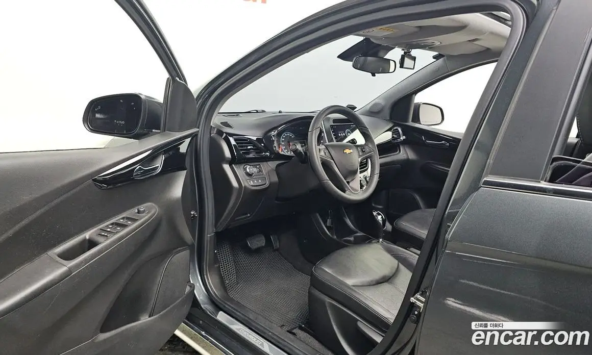 Chevrolet Spark 2016 1.0 автомат (гидро), фото 10 Chevrolet Spark 2016 1.0 автомат (гидро), фото 10