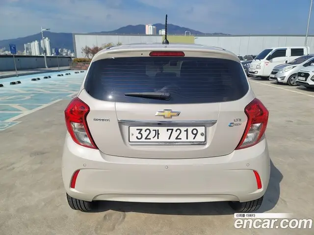 Chevrolet Spark 2017 1.0 автомат (гидро), миниатюра 3 Chevrolet Spark 2017 1.0 автомат (гидро), миниатюра 3