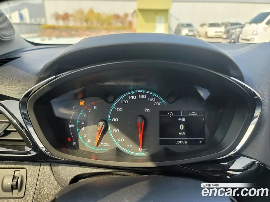 Chevrolet Spark 2017 1.0 автомат (гидро), фото 8 Chevrolet Spark 2017 1.0 автомат (гидро), фото 8