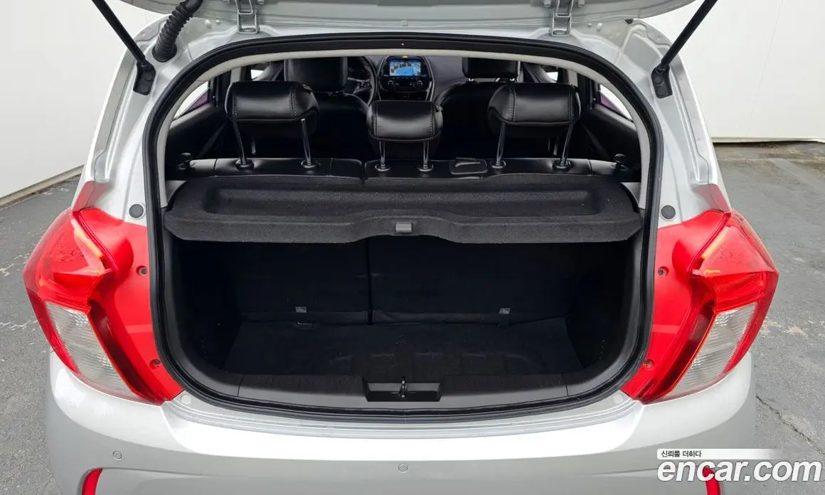 Chevrolet Spark 2019 1.0 автомат (гидро), фото 25