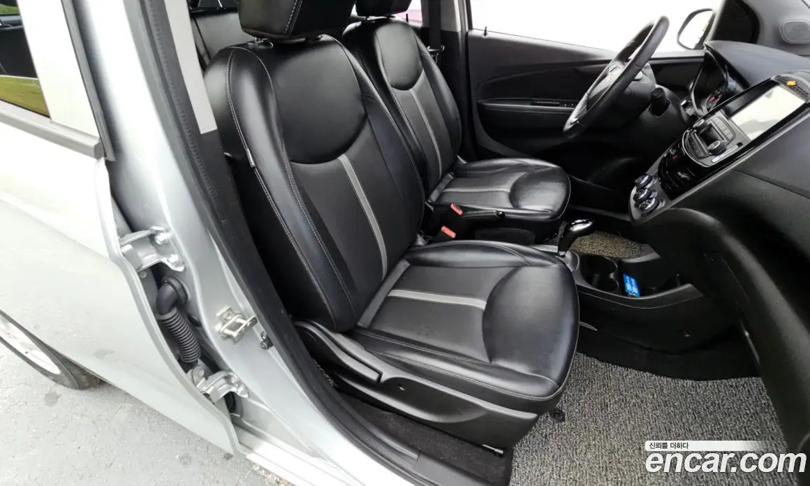 Chevrolet Spark 2019 1.0 автомат (гидро), фото 26