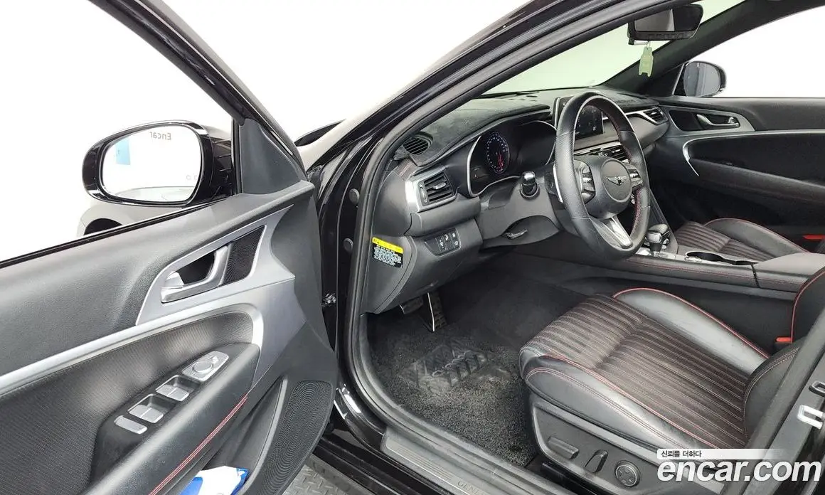 Genesis G70 2019 3.3 автомат (гидро), фото 13 Genesis G70 2019 3.3 автомат (гидро), фото 13