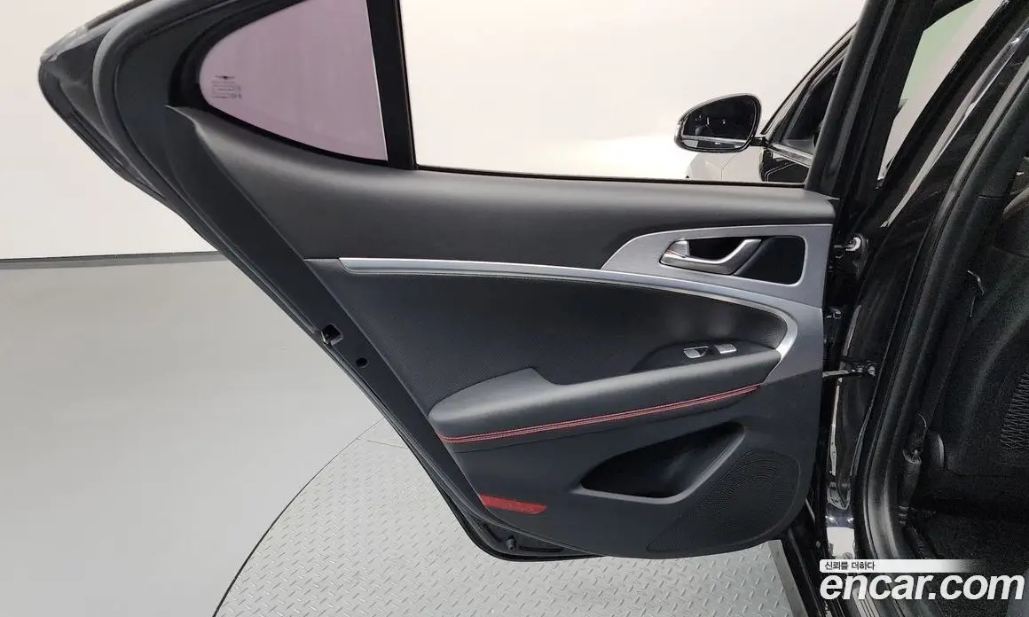 Genesis G70 2019 3.3 автомат (гидро), фото 15 Genesis G70 2019 3.3 автомат (гидро), фото 15