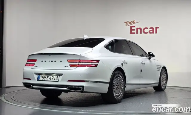 Genesis G80, 2023, 27 080 км