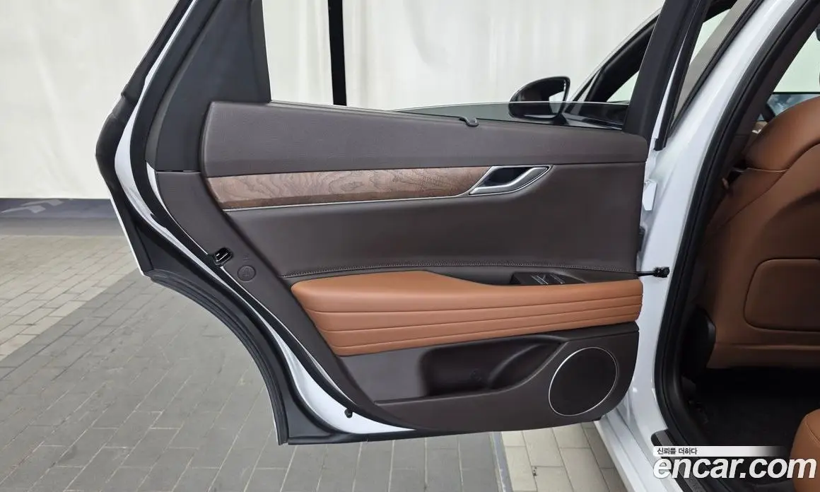 Genesis G80 2023 2.5 автомат (гидро), фото 14 Genesis G80 2023 2.5 автомат (гидро), фото 14