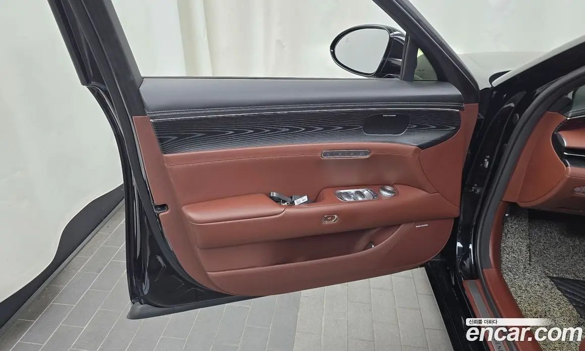 Genesis G90 2023 3.5 автомат (гидро), фото 14 Genesis G90 2023 3.5 автомат (гидро), фото 14